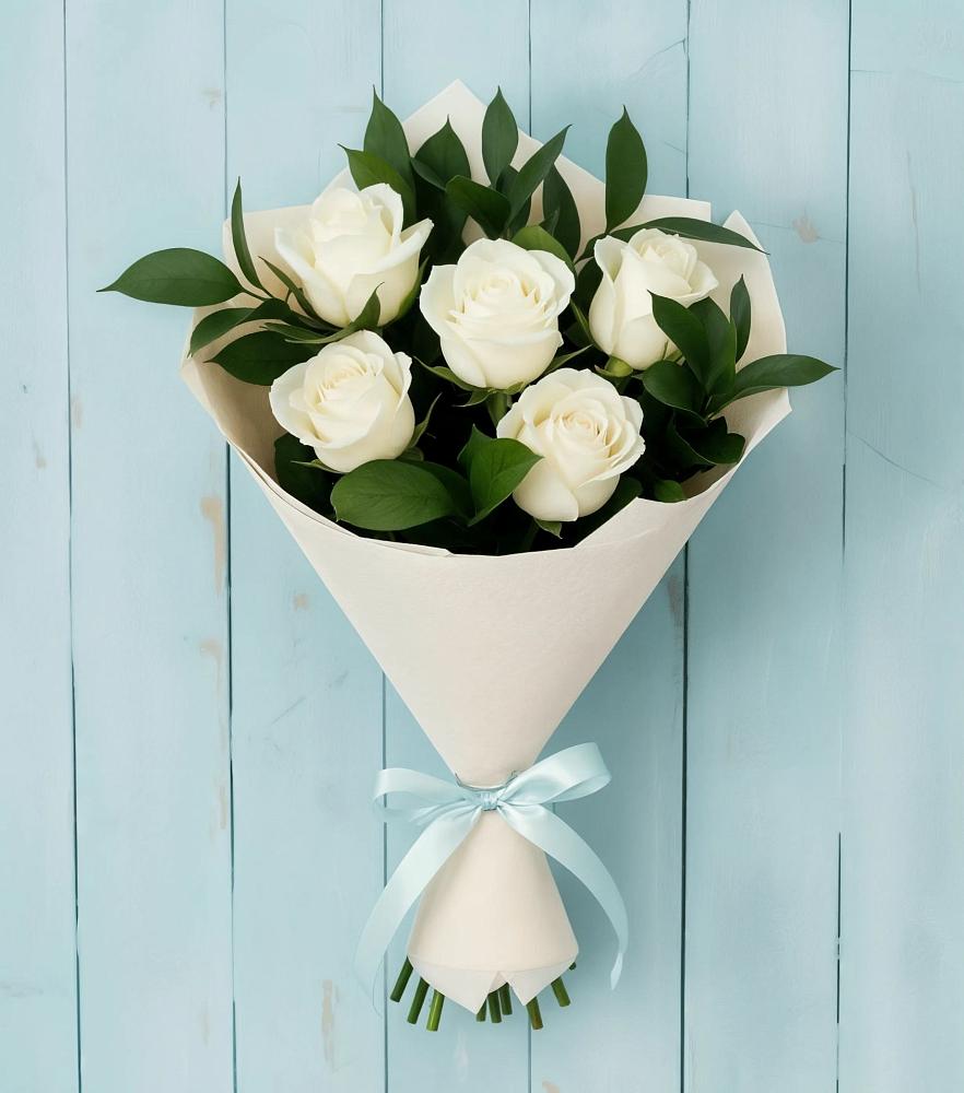 Букет цветов из: Розы в Александровке Оренбургской области