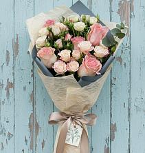 Букет цветов из:  Розы в Александровке Оренбургской области