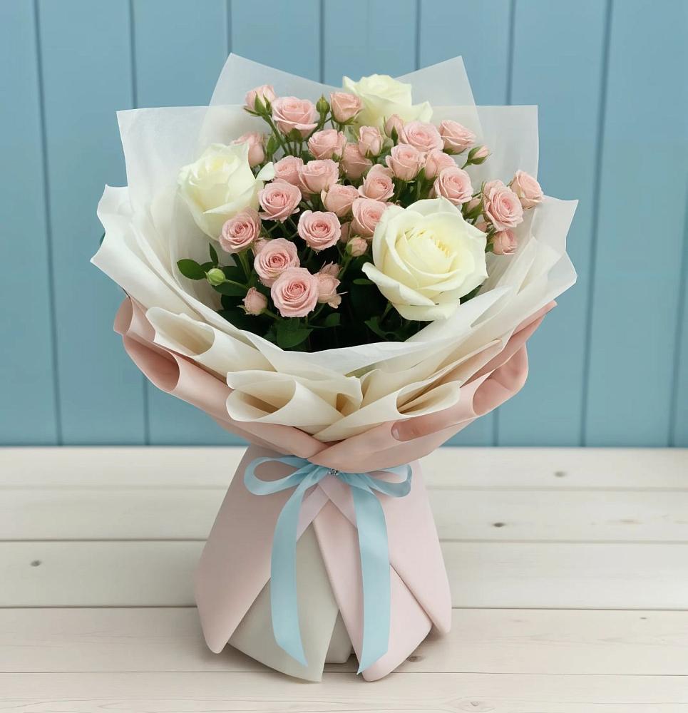 Букет цветов из: Розы в Александровке Оренбургской области